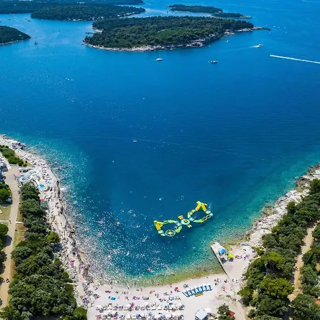 Lorenzin By Interhome *