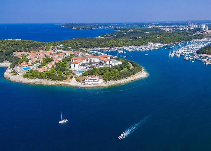 Lorenzin By Interhome * ヴィンクラン