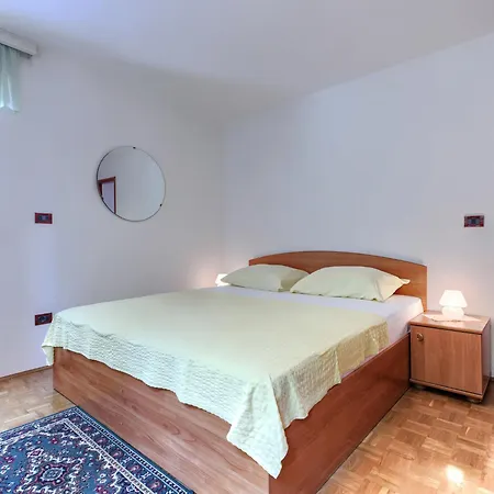 Apartment Lorenzin By Interhome Vinkuran